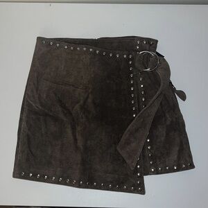 Forever 21 olive green suede leather studded mini wrap skirt | Medium | NWT